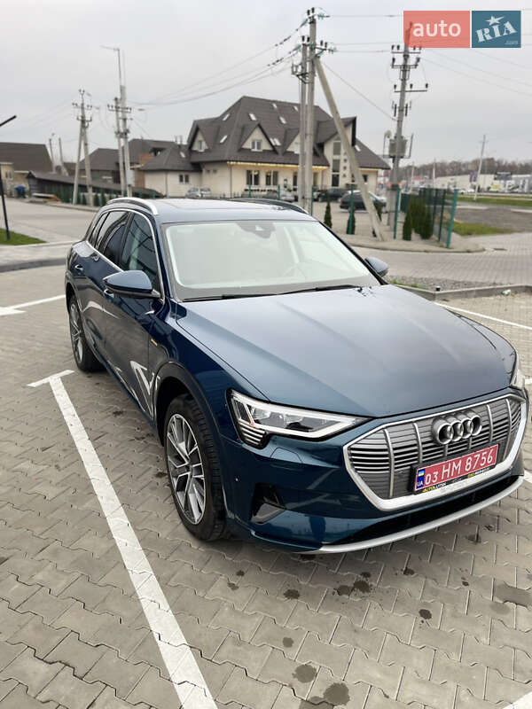 Позашляховик / Кросовер Audi e-tron 2020 в Луцьку
