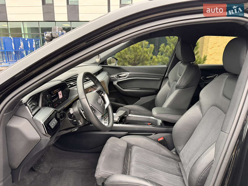 Внедорожник / Кроссовер Audi e-tron 2023 в Хмельницком фото 38 Внедорожник / Кроссовер Audi e-tron 2023 в Хмельницком