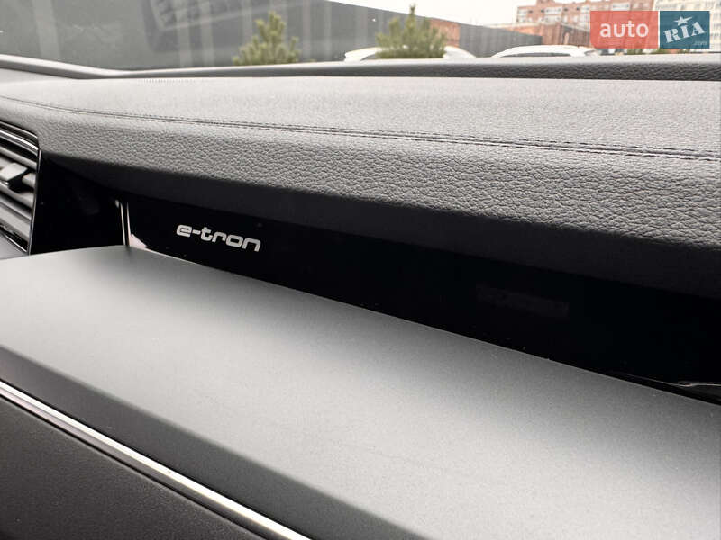 Внедорожник / Кроссовер Audi e-tron 2023 в Хмельницком фото 45 Внедорожник / Кроссовер Audi e-tron 2023 в Хмельницком