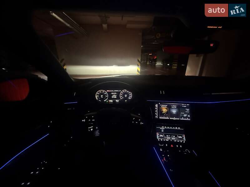 Позашляховик / Кросовер Audi e-tron 2024 в Києві