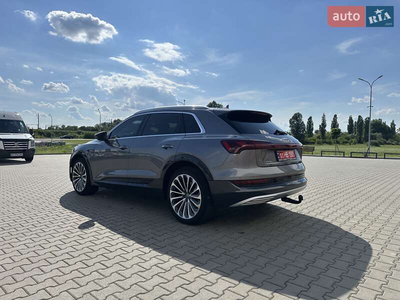 Внедорожник / Кроссовер Audi e-tron 2019 в Ковеле