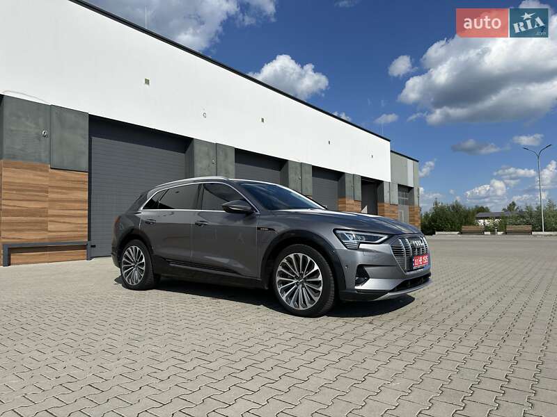 Внедорожник / Кроссовер Audi e-tron 2019 в Ковеле