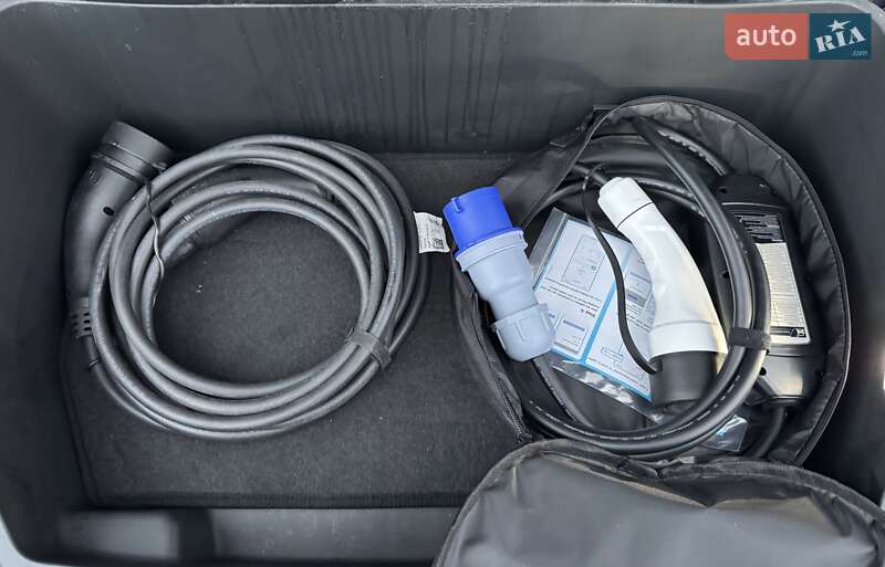 Позашляховик / Кросовер Audi e-tron 2019 в Рівному