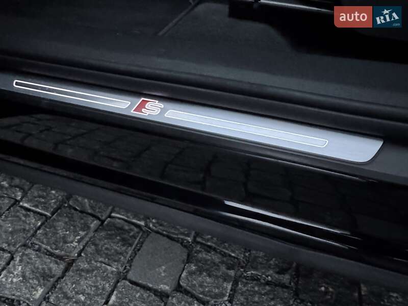 Позашляховик / Кросовер Audi e-tron 2019 в Рівному