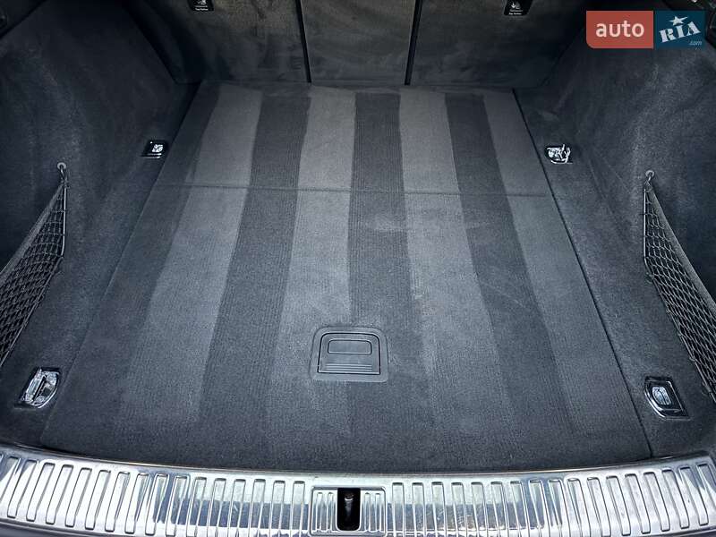 Позашляховик / Кросовер Audi e-tron 2019 в Рівному