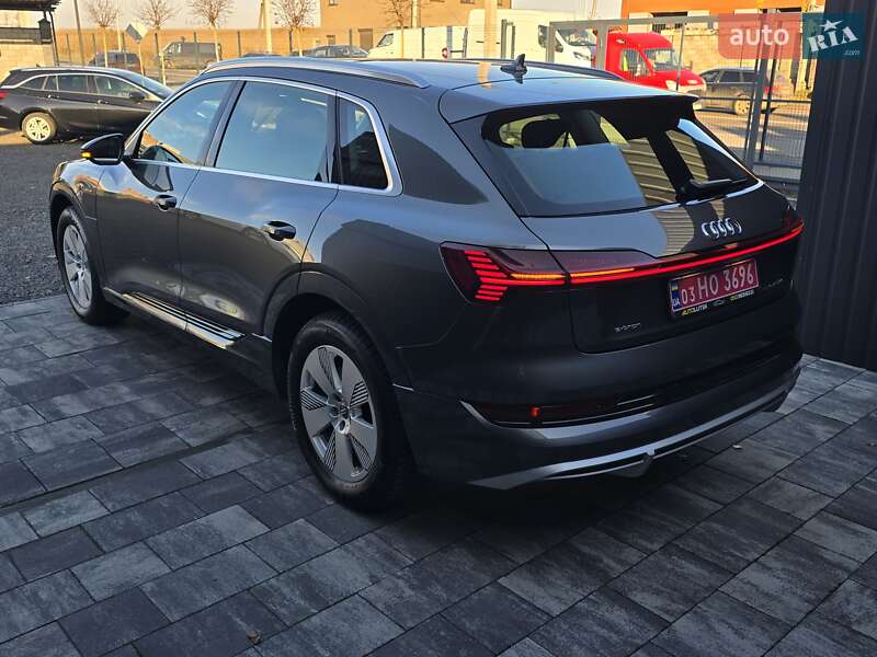 Позашляховик / Кросовер Audi e-tron 2020 в Луцьку