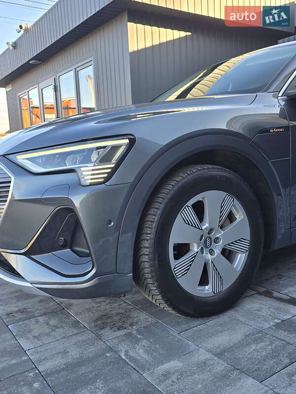 Позашляховик / Кросовер Audi e-tron 2020 в Луцьку