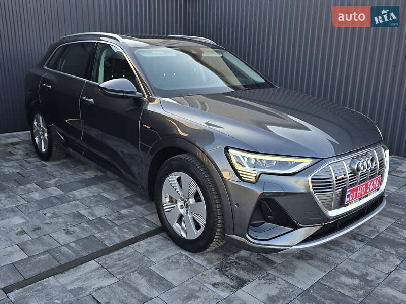 Позашляховик / Кросовер Audi e-tron 2020 в Луцьку