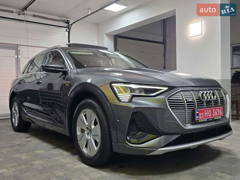 Позашляховик / Кросовер Audi e-tron 2020 в Луцьку