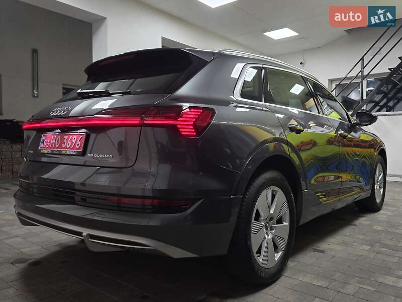 Позашляховик / Кросовер Audi e-tron 2020 в Луцьку