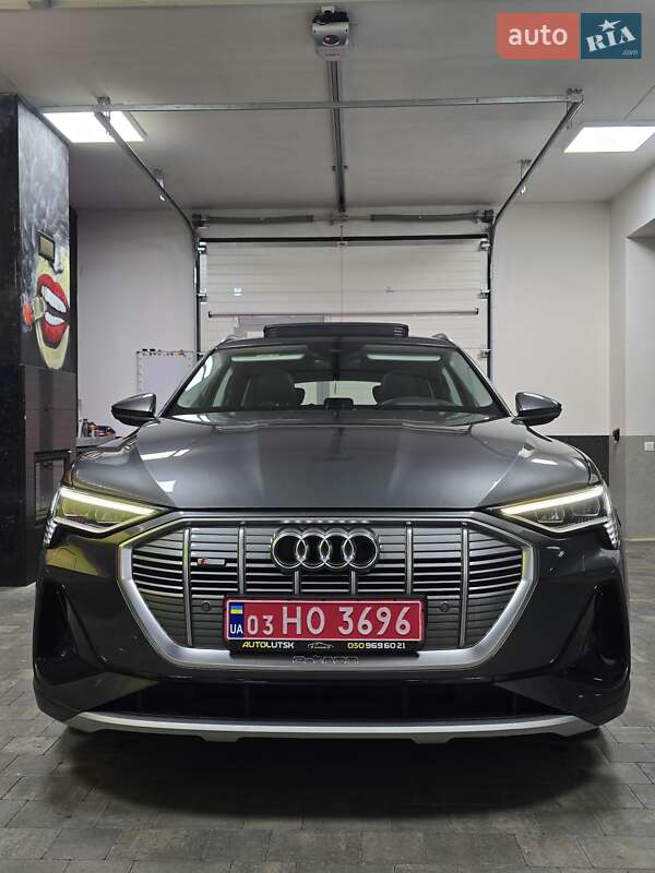 Позашляховик / Кросовер Audi e-tron 2020 в Луцьку