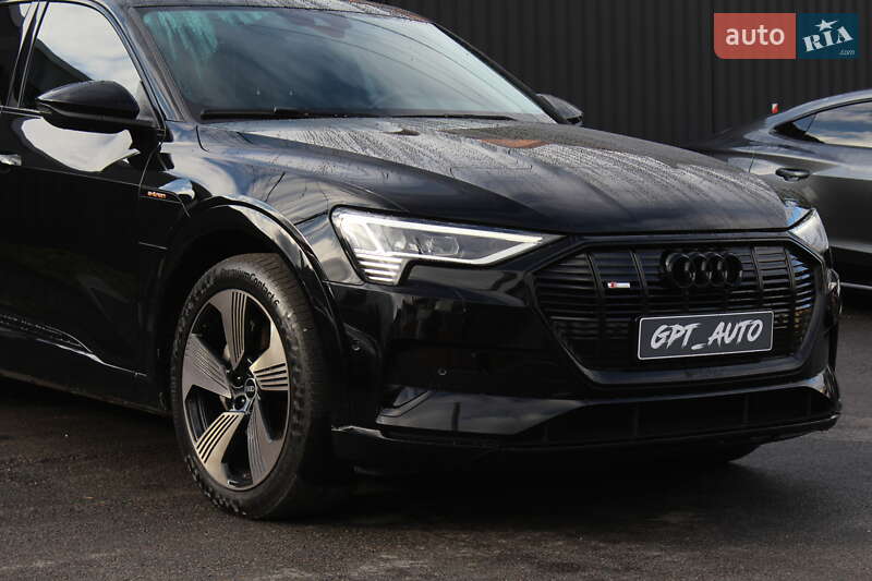 Внедорожник / Кроссовер Audi e-tron 2022 в Киеве фото 3 Внедорожник / Кроссовер Audi e-tron 2022 в Киеве