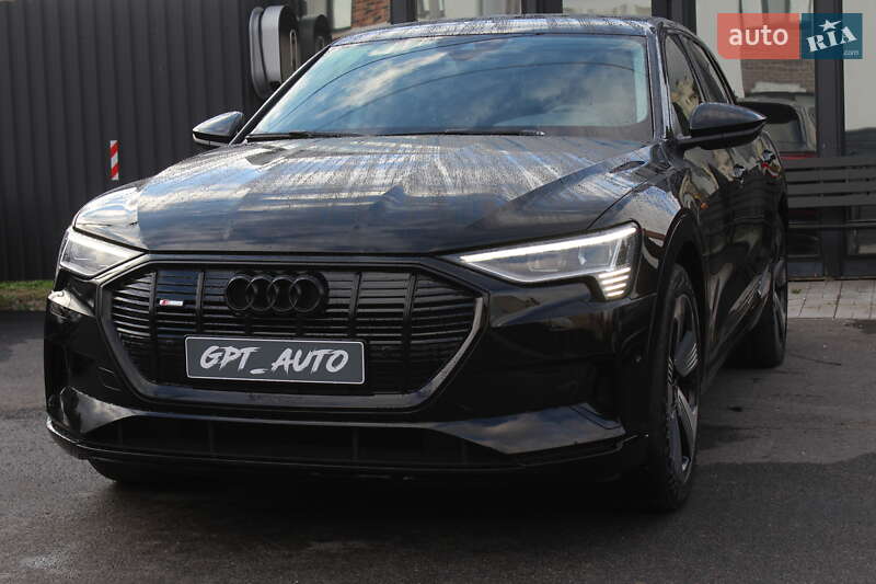 Внедорожник / Кроссовер Audi e-tron 2022 в Киеве фото 2 Внедорожник / Кроссовер Audi e-tron 2022 в Киеве