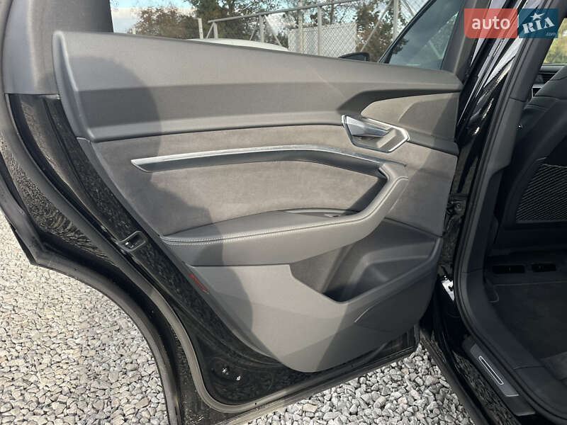 Внедорожник / Кроссовер Audi e-tron 2021 в Львове