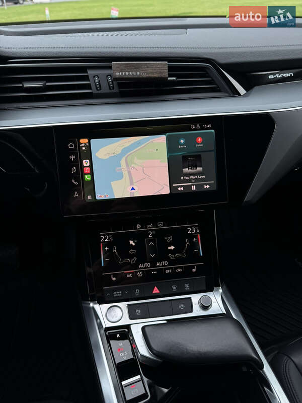 Внедорожник / Кроссовер Audi e-tron 2020 в Днепре