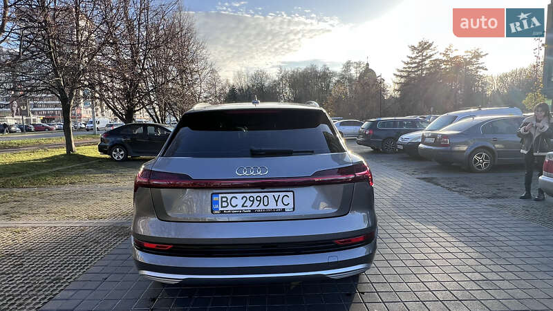 Позашляховик / Кросовер Audi e-tron 2019 в Львові