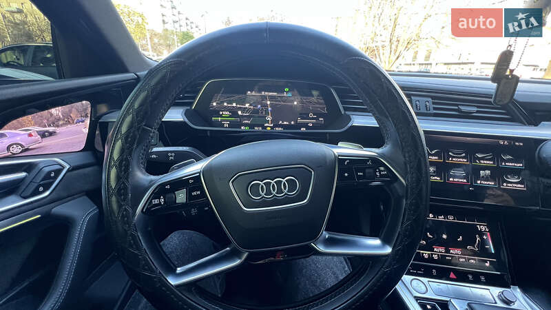 Позашляховик / Кросовер Audi e-tron 2019 в Львові