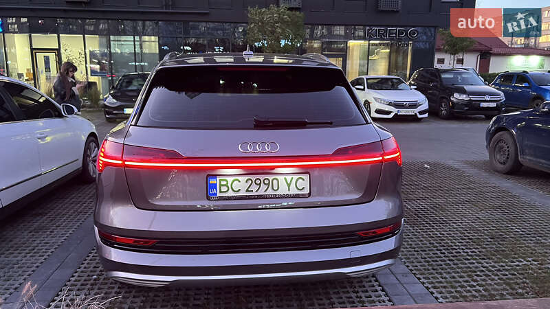 Позашляховик / Кросовер Audi e-tron 2019 в Львові