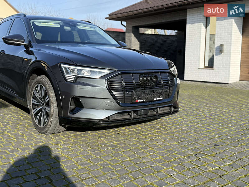 Внедорожник / Кроссовер Audi e-tron 2019 в Ровно фото 3 Внедорожник / Кроссовер Audi e-tron 2019 в Ровно