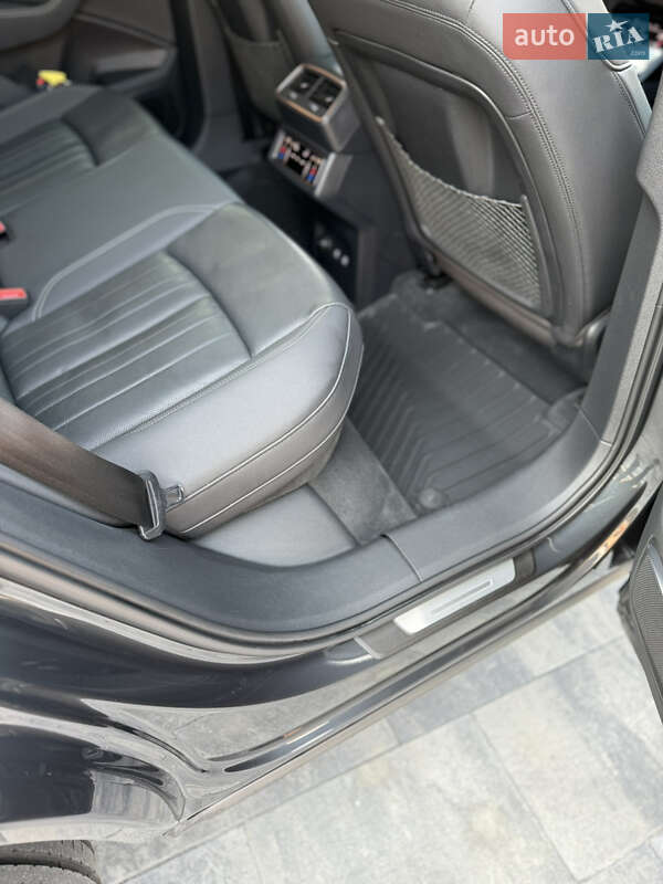 Внедорожник / Кроссовер Audi e-tron 2019 в Ровно фото 27 Внедорожник / Кроссовер Audi e-tron 2019 в Ровно