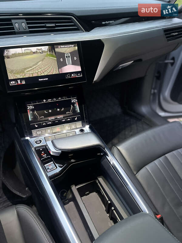 Внедорожник / Кроссовер Audi e-tron 2022 в Василькове