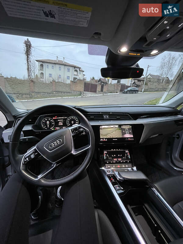 Внедорожник / Кроссовер Audi e-tron 2022 в Василькове