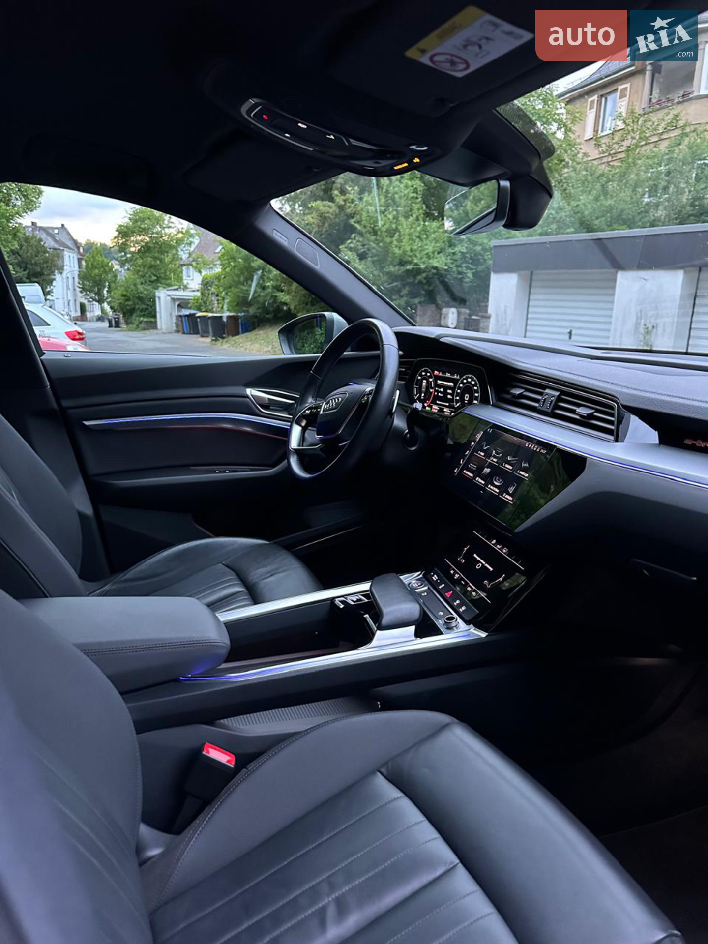 2019 Audi e-tron - мініатюра 4