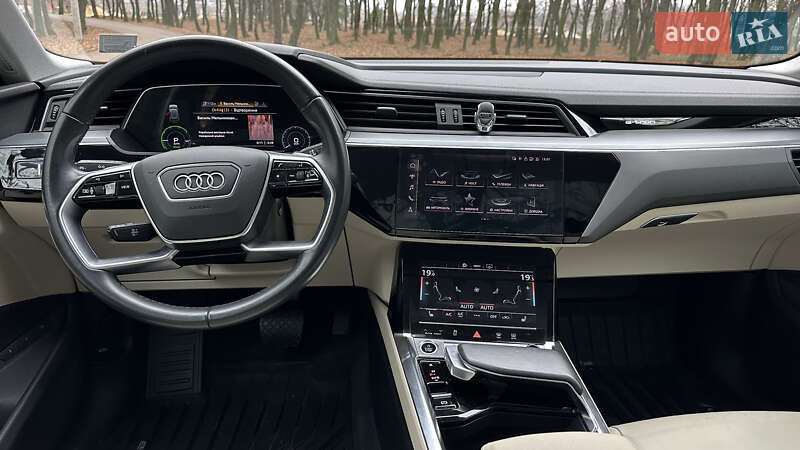 Внедорожник / Кроссовер Audi e-tron 2020 в Львове