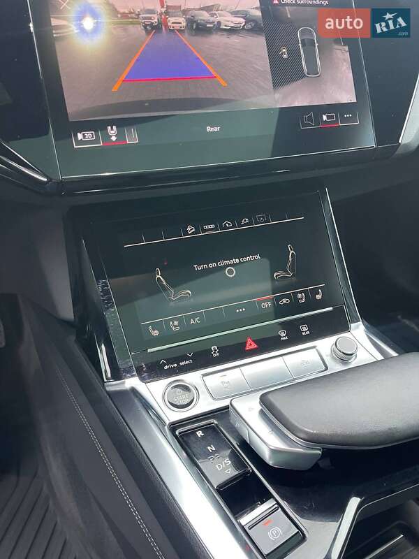 Позашляховик / Кросовер Audi e-tron 2021 в Львові