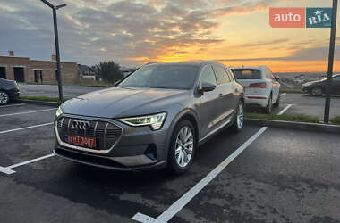 Внедорожник / Кроссовер Audi e-tron 2019 в Ровно
