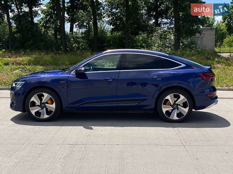 Внедорожник / Кроссовер Audi e-tron 2021 в Киеве фото 8 Внедорожник / Кроссовер Audi e-tron 2021 в Киеве