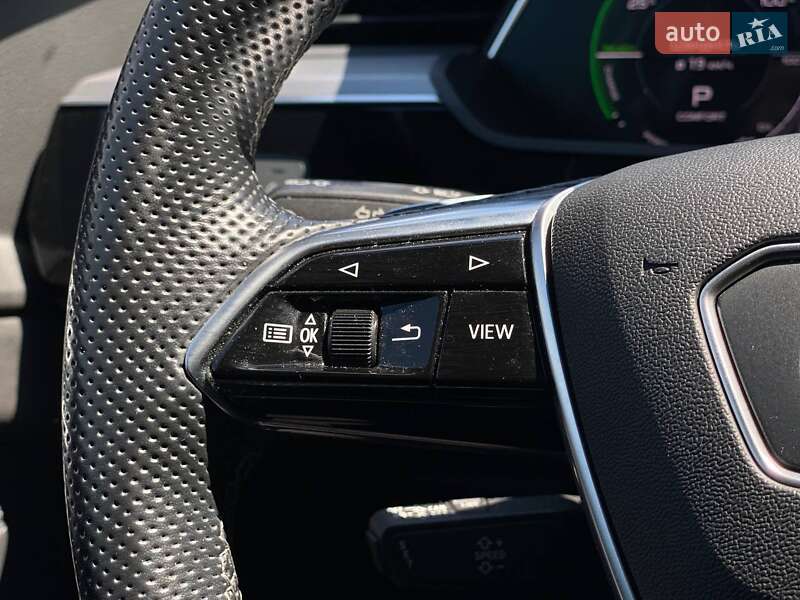 Внедорожник / Кроссовер Audi e-tron 2021 в Киеве фото 27 Внедорожник / Кроссовер Audi e-tron 2021 в Киеве