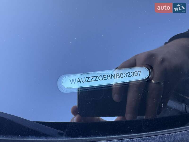 Внедорожник / Кроссовер Audi e-tron 2022 в Ужгороде