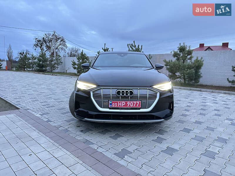 Позашляховик / Кросовер Audi e-tron 2022 в Рівному фото 3 Позашляховик / Кросовер Audi e-tron 2022 в Рівному