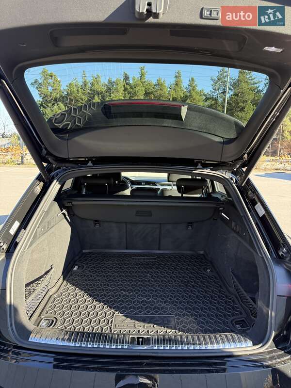 Позашляховик / Кросовер Audi e-tron 2021 в Києві