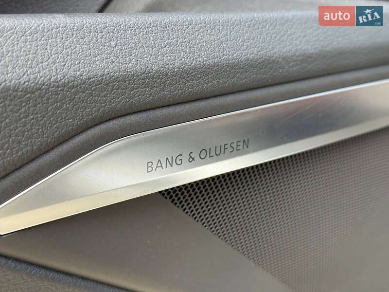 Внедорожник / Кроссовер Audi e-tron 2022 в Стрые