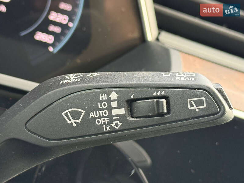 Внедорожник / Кроссовер Audi e-tron 2022 в Стрые