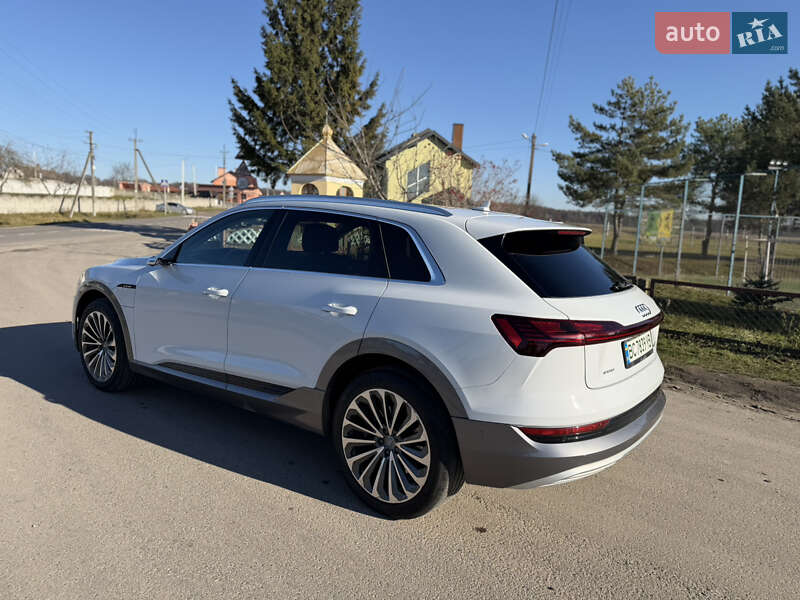 Внедорожник / Кроссовер Audi e-tron 2021 в Львове