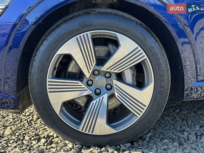 Позашляховик / Кросовер Audi e-tron 2020 в Луцьку