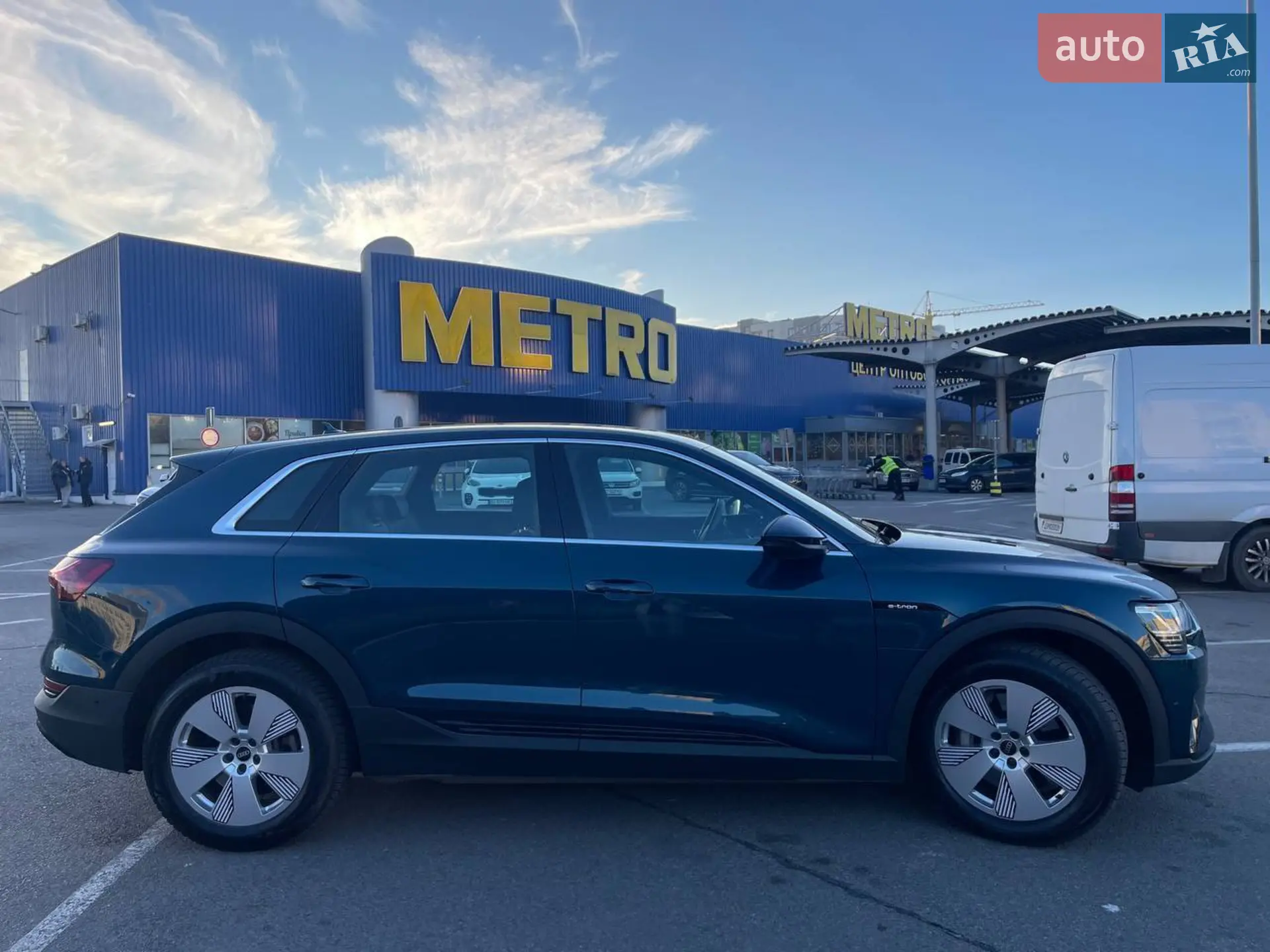 2021 Audi e-tron - мініатюра 5