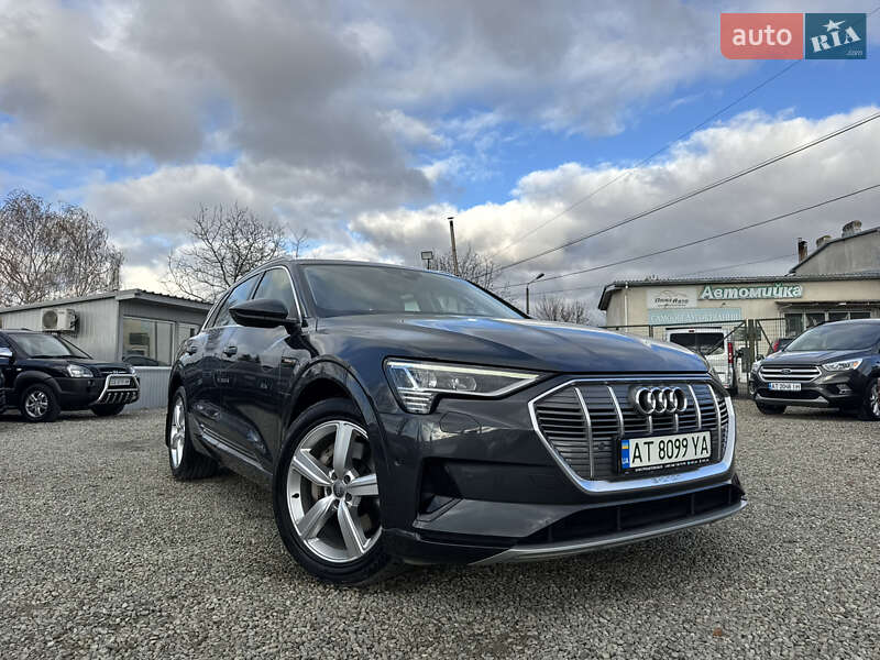 Audi e-tron 2019