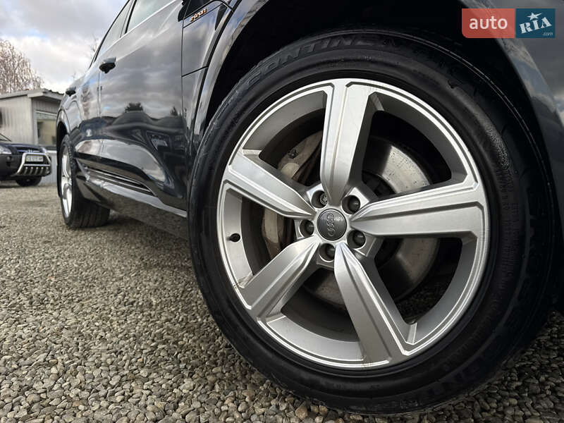 Внедорожник / Кроссовер Audi e-tron 2019 в Ивано-Франковске