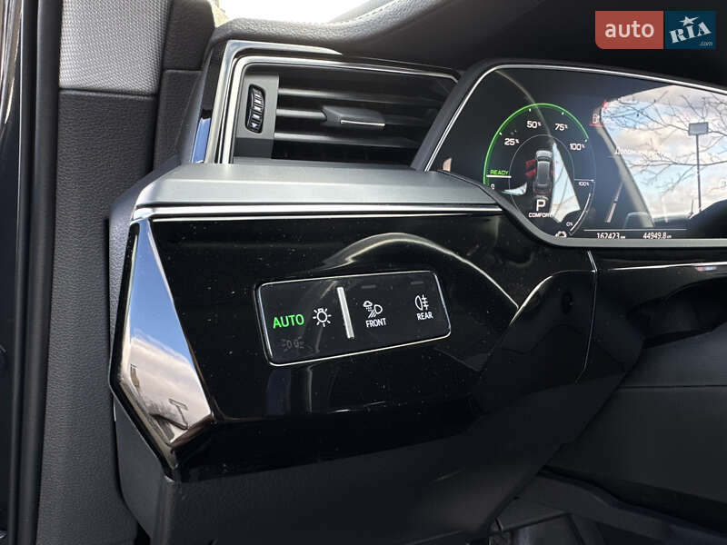 Внедорожник / Кроссовер Audi e-tron 2019 в Ивано-Франковске