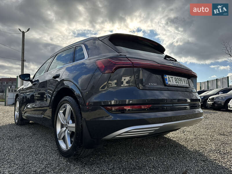 Внедорожник / Кроссовер Audi e-tron 2019 в Ивано-Франковске
