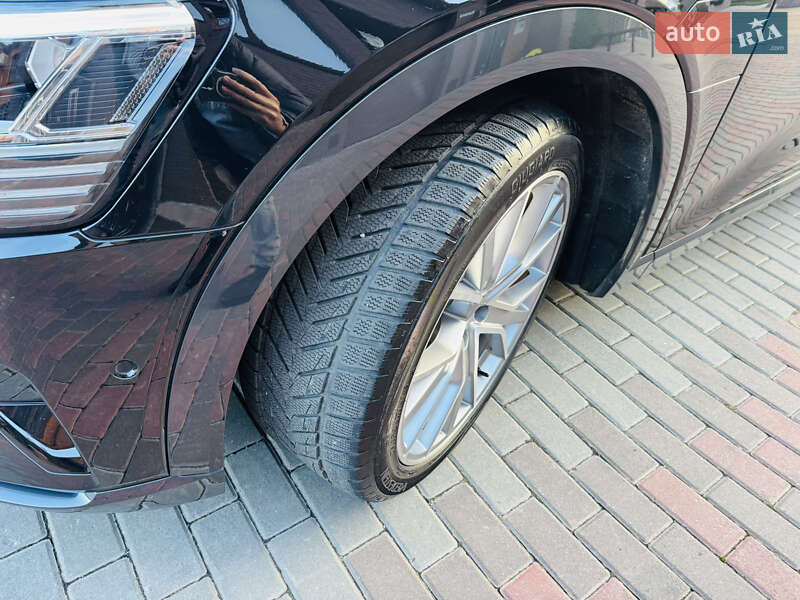 Позашляховик / Кросовер Audi e-tron 2023 в Хмельницькому