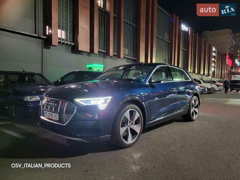 Позашляховик / Кросовер Audi e-tron 2019 в Львові фото Позашляховик / Кросовер Audi e-tron 2019 в Львові