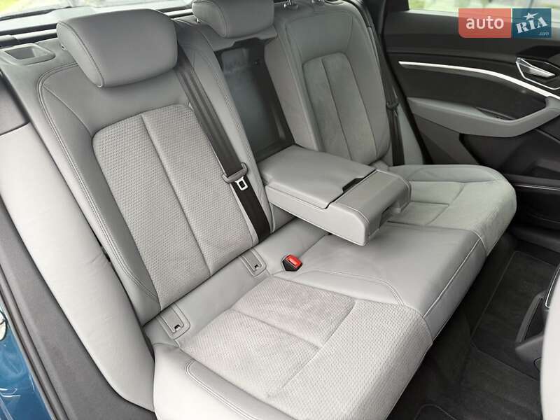 Позашляховик / Кросовер Audi e-tron 2022 в Хмельницькому фото 31 Позашляховик / Кросовер Audi e-tron 2022 в Хмельницькому