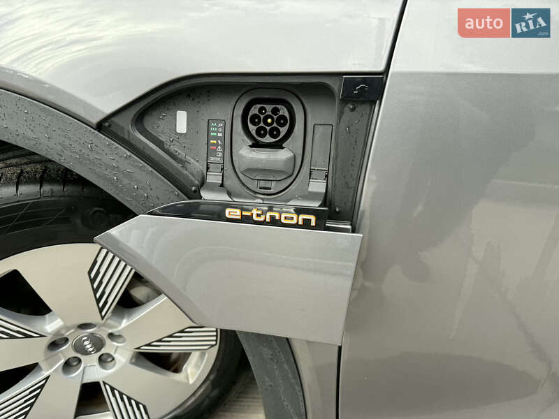 Внедорожник / Кроссовер Audi e-tron 2020 в Чернигове