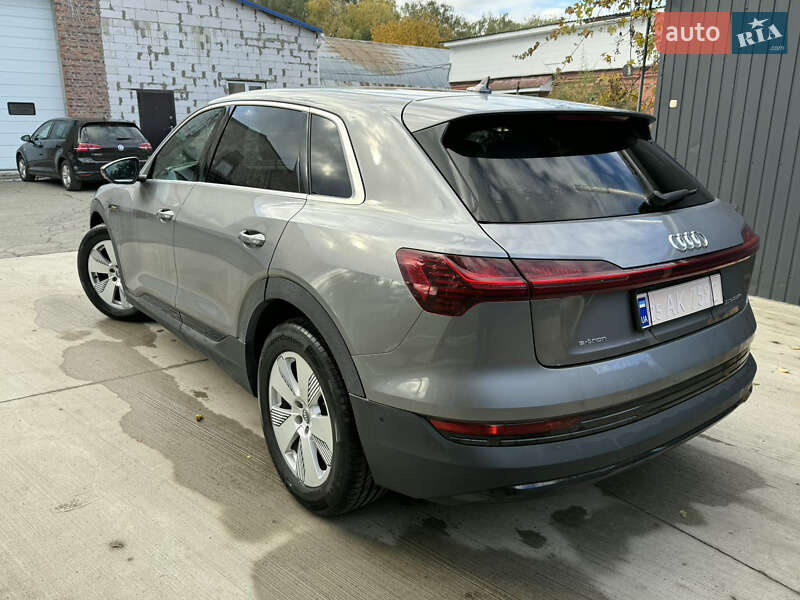 Внедорожник / Кроссовер Audi e-tron 2020 в Чернигове