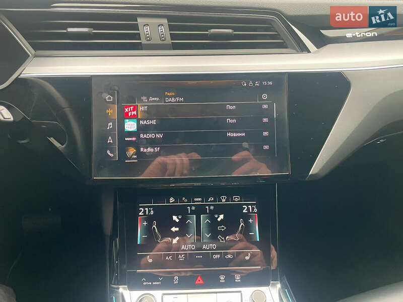 Позашляховик / Кросовер Audi e-tron 2022 в Рівному